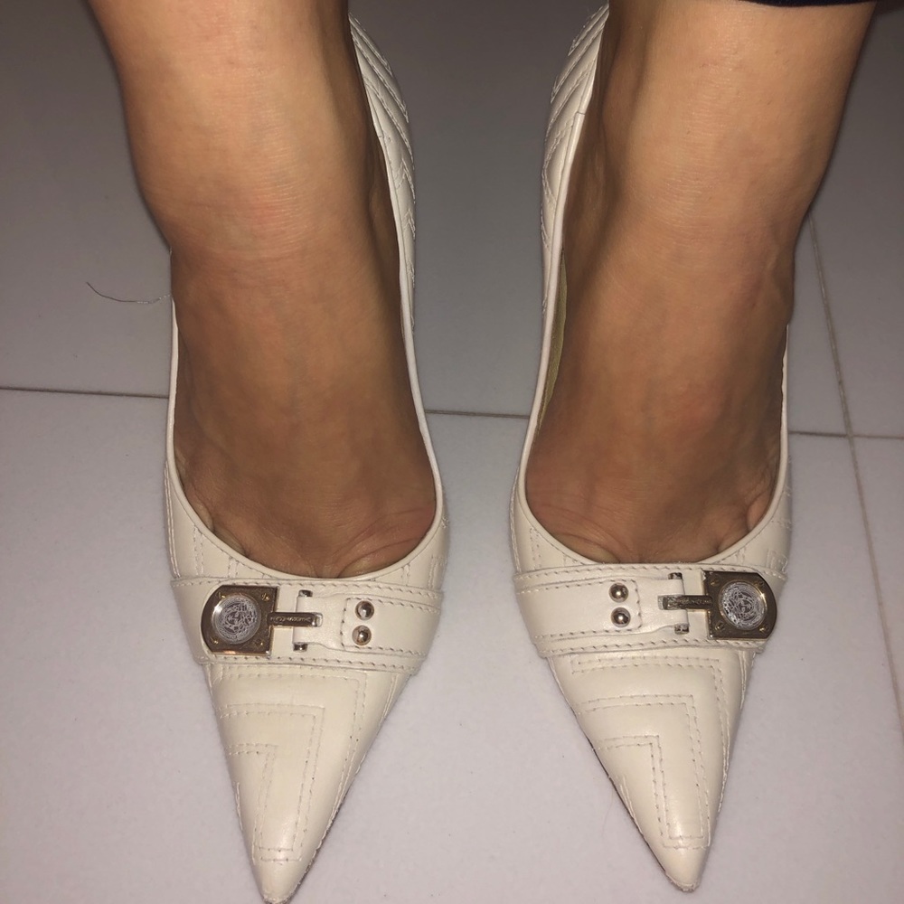 Authentic Versace White Couture Greca Quilt Pumps